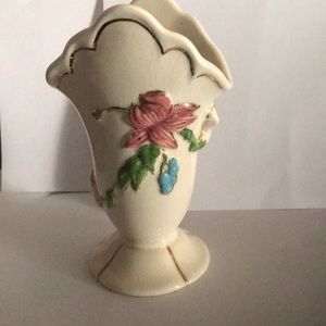 Hull art pottery vase